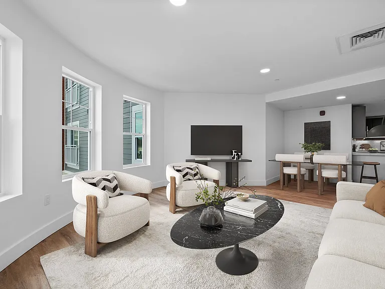 Maple Square Apartments — Photo 41