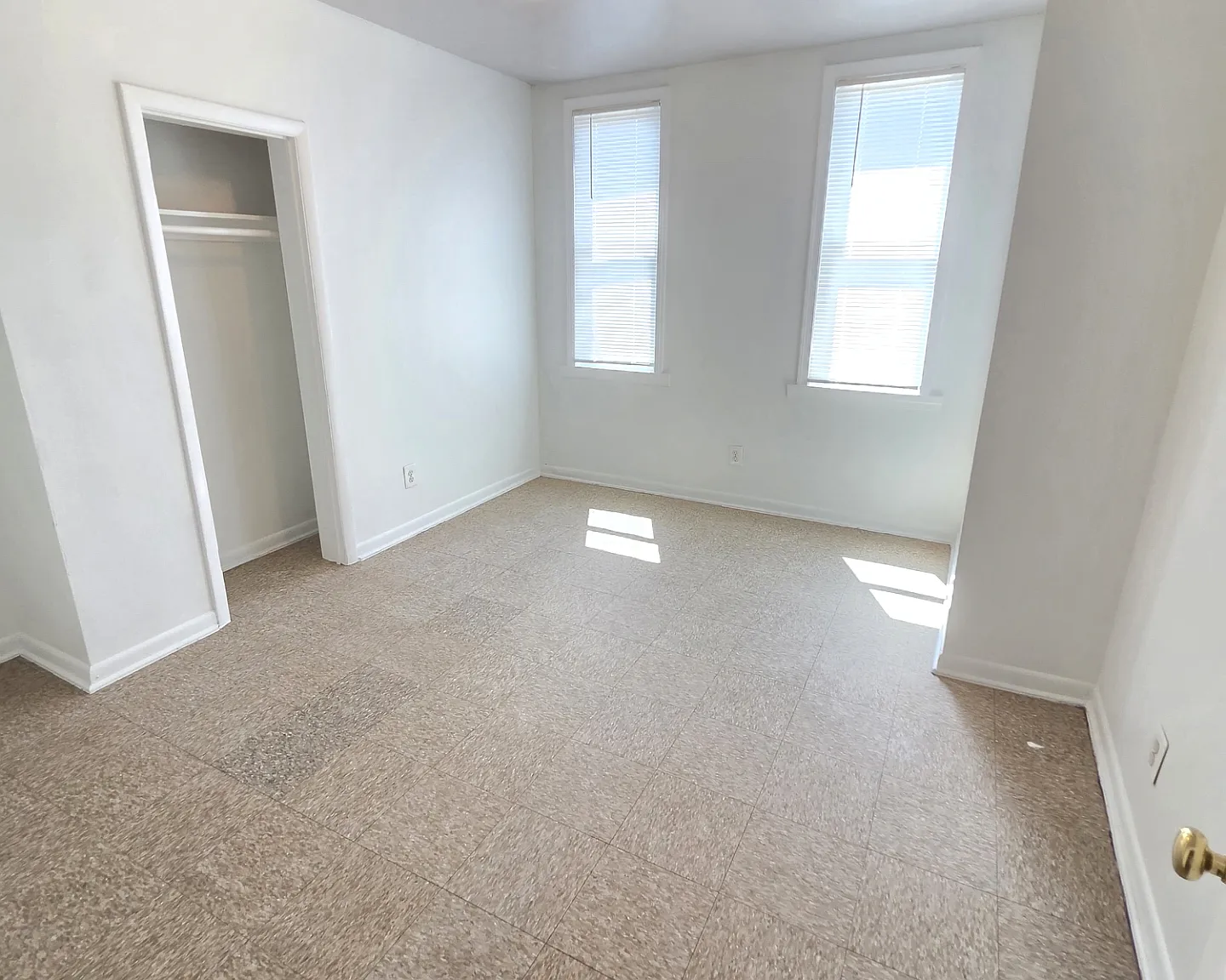 3 bed, 1214 sqft, $1,250 — Photo 4