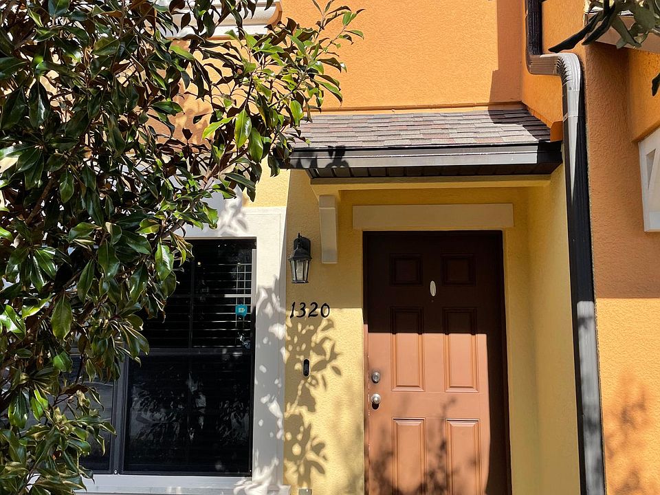 1st image of 1320 Windsor Lake Cir