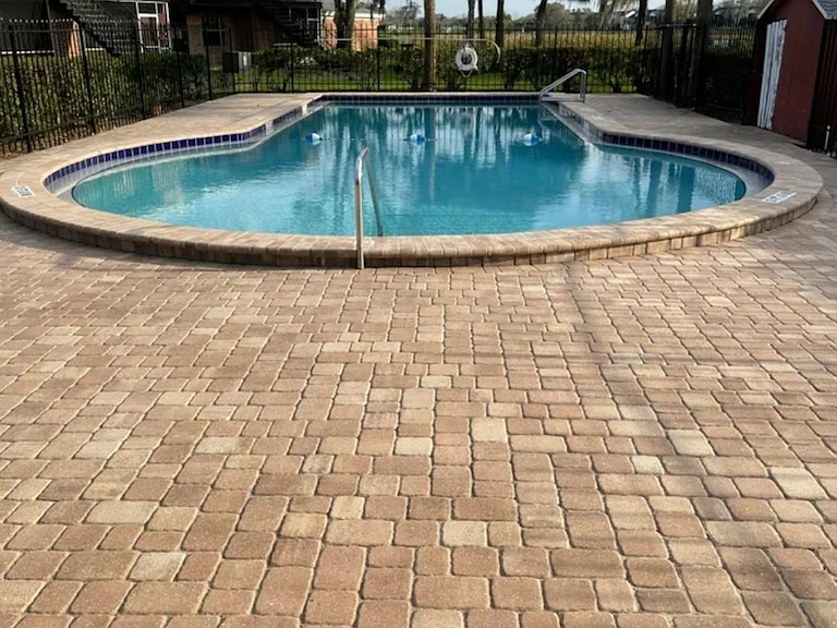 1410 W Holden Ave — Photo 19