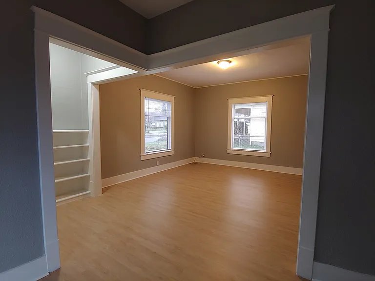 216 S Academy St — Photo 5