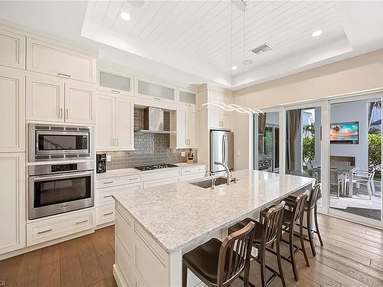 9171 Mercato Ln — Photo 10