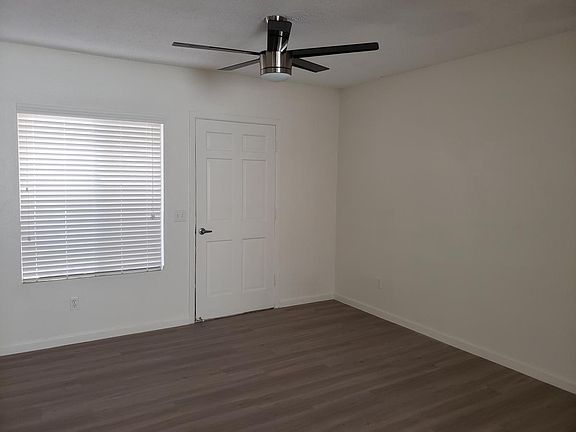 W Unit 20 Living Room_01272020