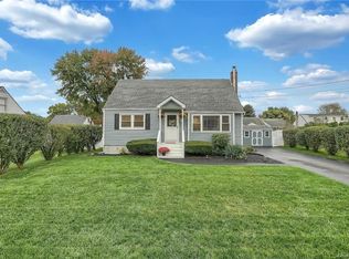 47 Van Steuben Rd, Fishkill, NY 12524