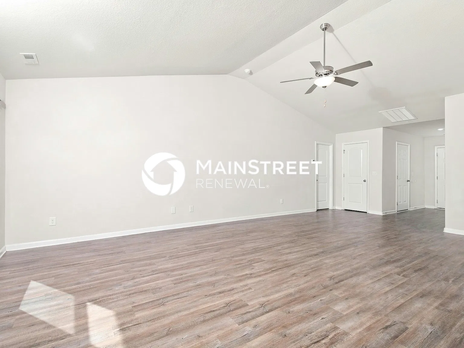 324 Gourd St — Photo 2