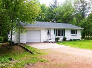 N10230 Pine Shore Ln, Tomahawk, WI 54487