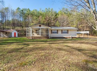 859 Horns Creek Rd, Old Fort, TN 37362