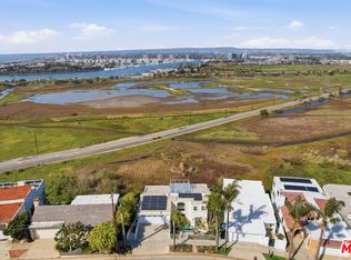 8120 Billowvista Dr, Playa Del Rey, CA 90293