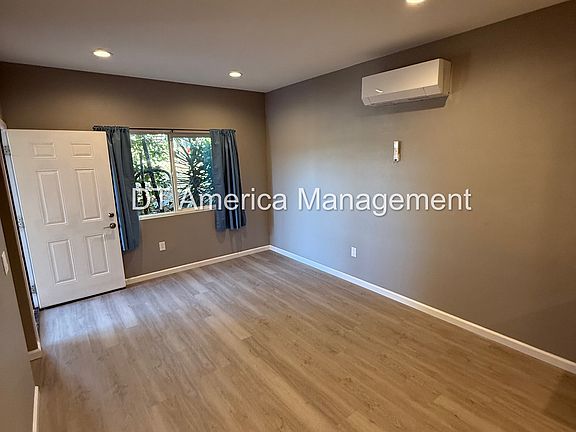 5th image of 4034 Boston Ave