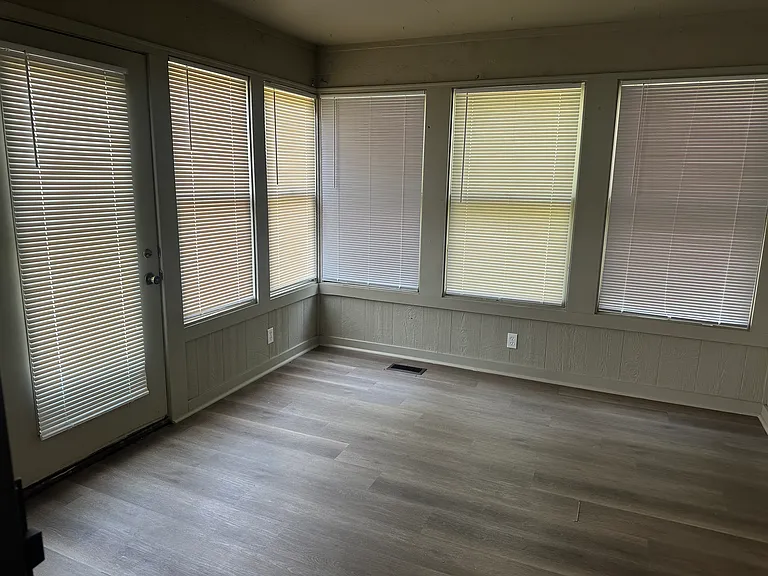 5947 Pine Rise Ct — Photo 11