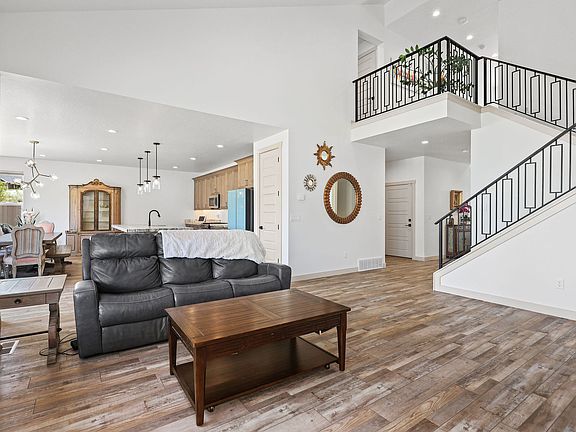 5th image of 4912 W Bells Canyon Dr