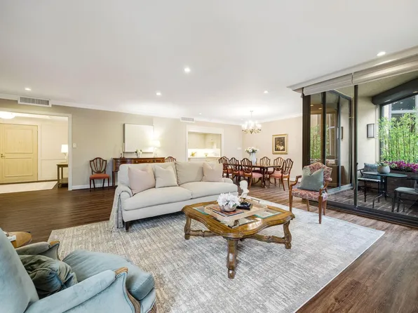 5555 Del Monte Dr Unit 205, Houston, TX 77056