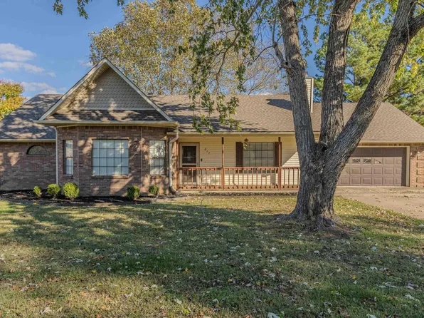 217 S Center Hill Rd, Paragould, AR 72450