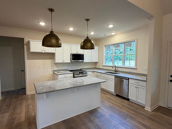 5th image of 75 Copper Penny Rd