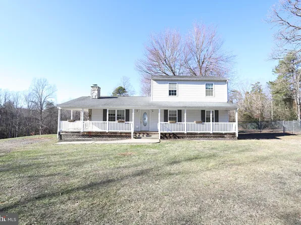 256 Medley Mountain Dr, Aroda, VA 22709