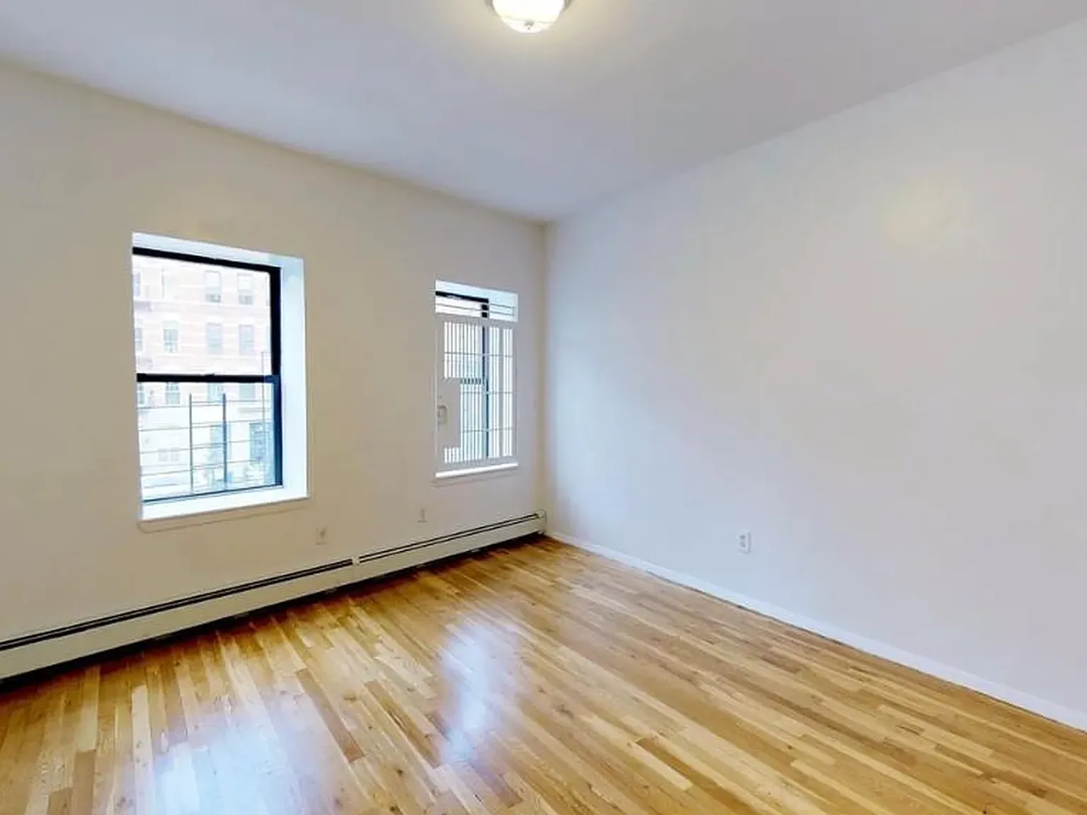 135 Edgecombe Avenue — Photo 3