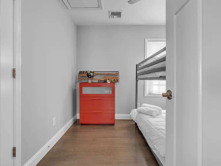 1822 Parkway #1 — Photo 8