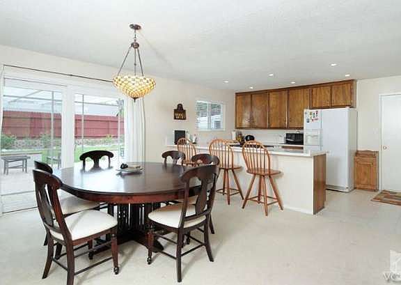 4th image of 237 Siesta Ave