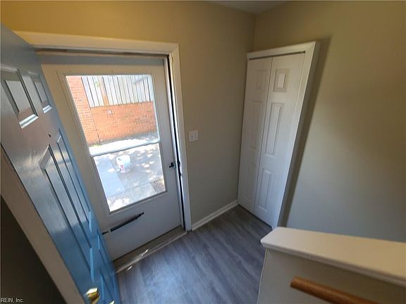 5th image of 424 Britnie Ct
