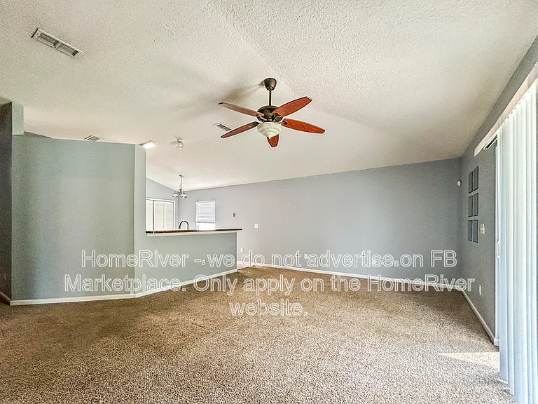 2219 Sotterley Ln — Photo 15