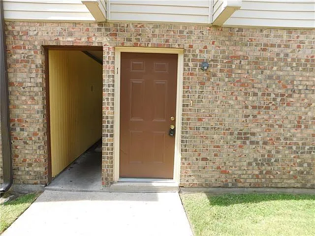 2 bed, 1.0 bath, 950 sqft, $1,250 — Photo 3