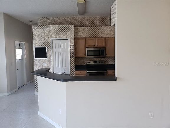 5th image of 131 Sunridge Woods Ct