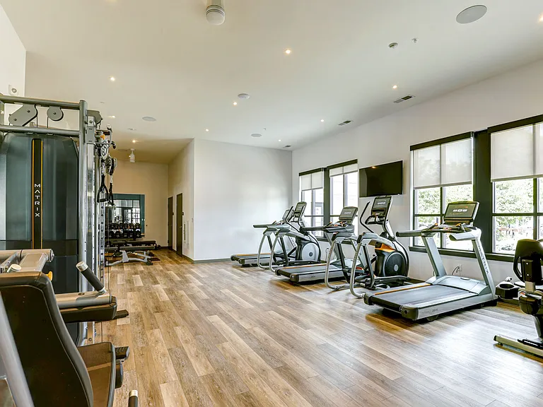Pullman Pointe — Photo 20