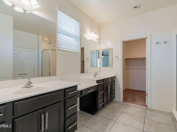 5th image of 2165 W BENNETT Way