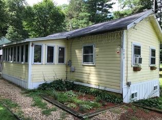 265 Queen Lake Rd, Phillipston, MA 01331