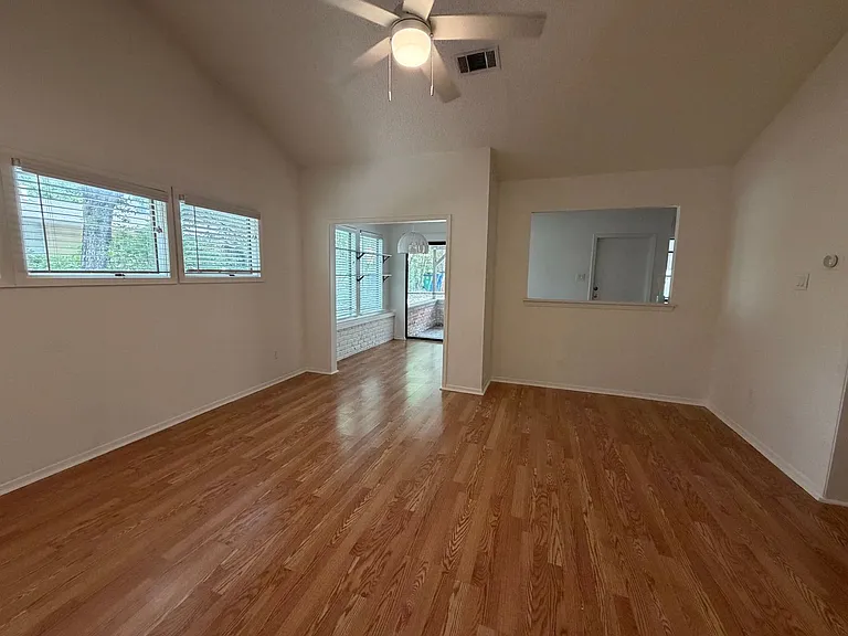 2407A Winsted Ln — Photo 6
