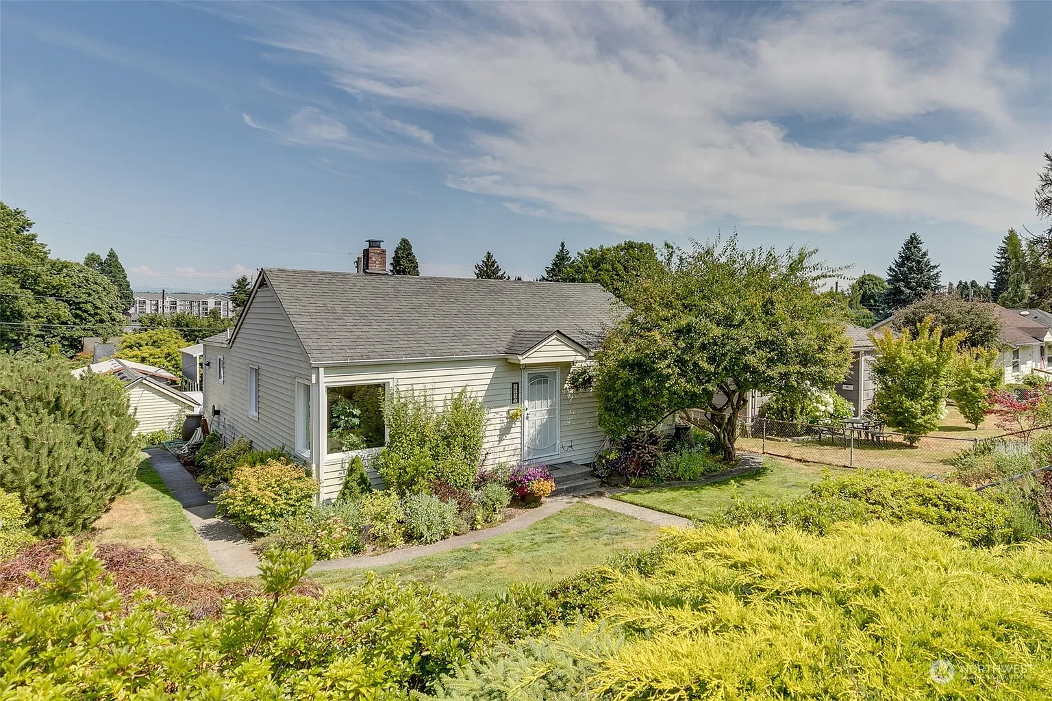1615 Pine Street photo 1