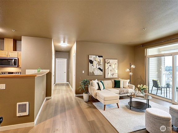 4th image of 10109 E 186th Street #346