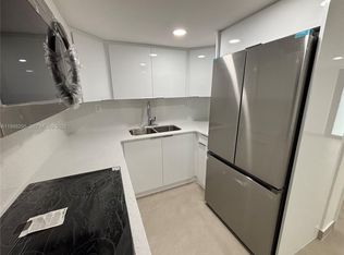 30 E 44th St #30, Hialeah, FL 33013