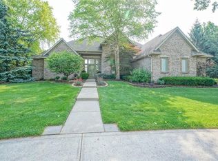 9677 Summerlakes Dr, Carmel, IN 46032