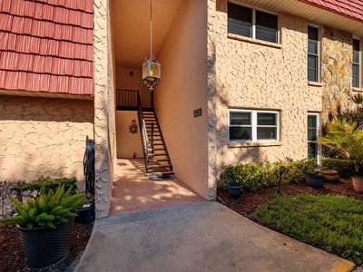 111 Buttonwood Cir #111, Seminole, FL, 33777