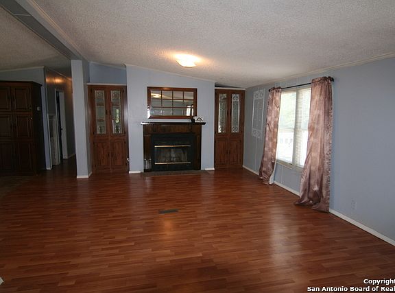 4th image of 245 County Road 575