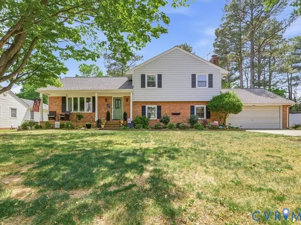 1311 Hermitage Rd, Colonial Heights, VA 23834