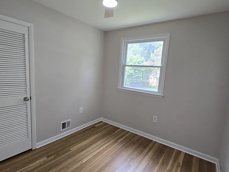 Upstairs (bedroom #3)