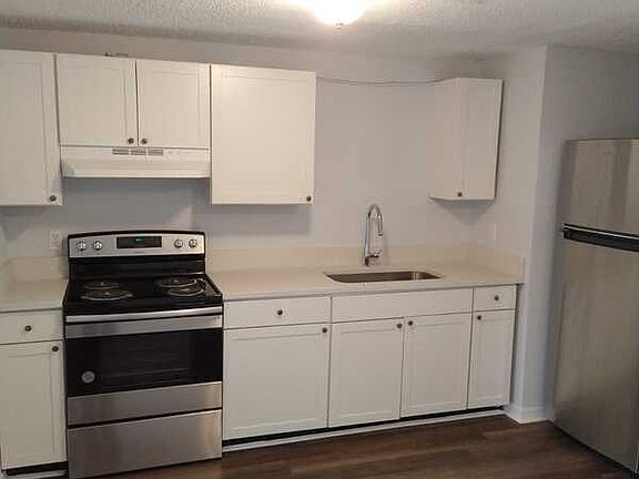 4th image of 2643 Sunrise Village Dr #C