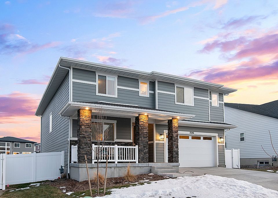 1st image of 2646 N Geranium Dr