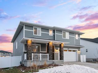 2646 N Geranium Dr, Saratoga Springs, UT 84045