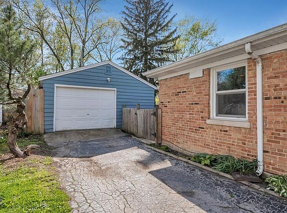 4th image of 257 Mantua St
