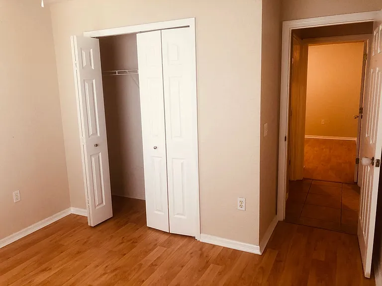 614 Camel Ln — Photo 9