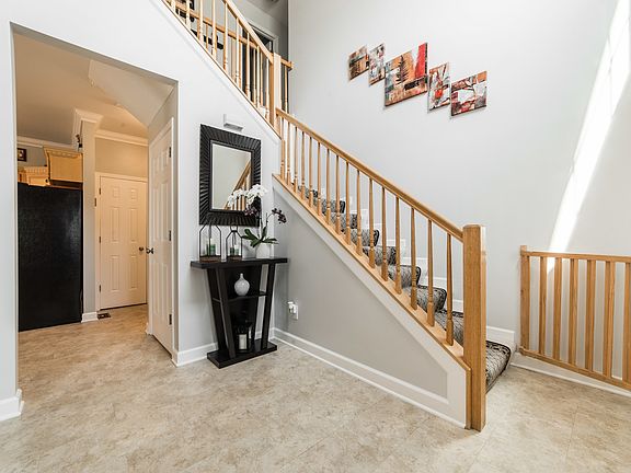 5th image of 275 Bent Grass Cir Unit A