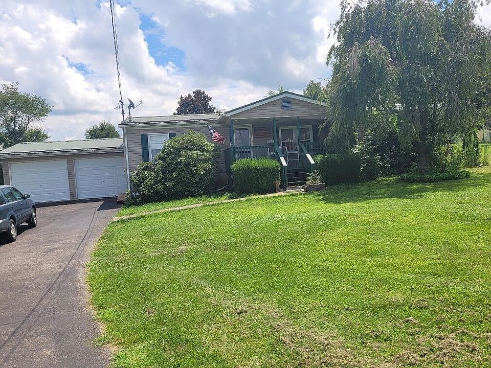 1st image of 152 Country Village Dr E