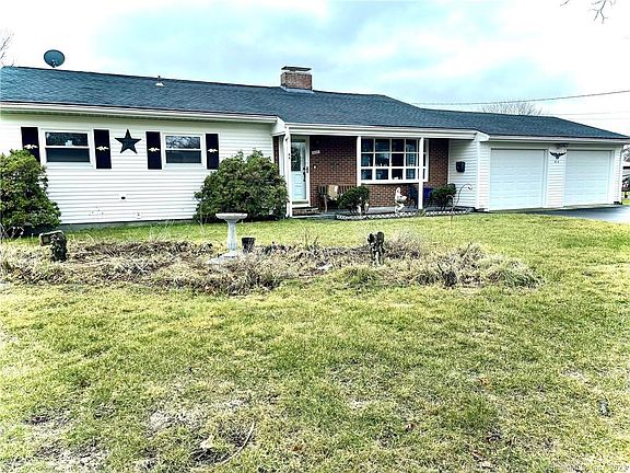 2nd image of 44 Ventura Dr