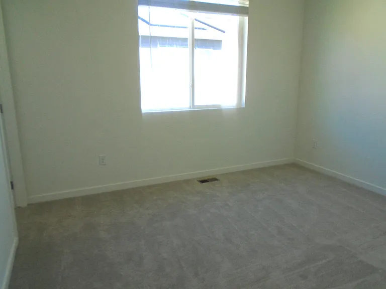 5378 2nd Ave — Photo 13