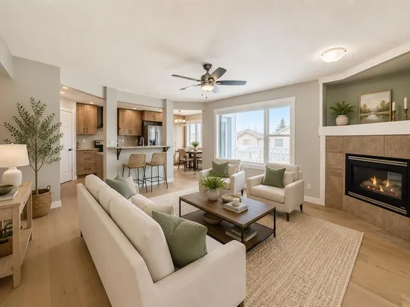 159 SW Citadel Peak Cir NW, Calgary, AB T3G 4H7