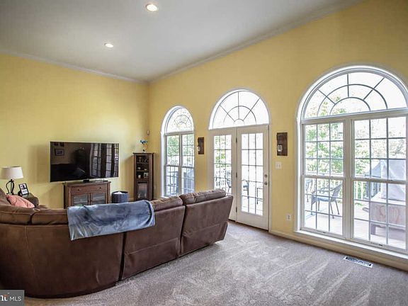5th image of 14378 Verde Pl