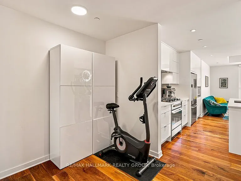 135 Barrette St #406 — Photo 13